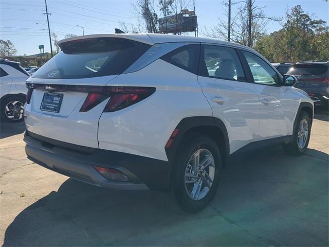 Hyundai Tucson Se Fwd Fwd 4D Sport Utility - Thumbnail 6