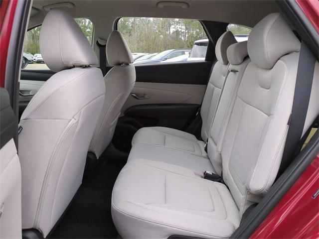 Hyundai Tucson Se Fwd Fwd 4D Sport Utility - Thumbnail 14