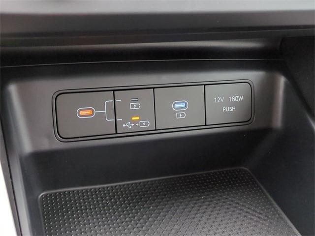 Hyundai Tucson Se Fwd Fwd 4D Sport Utility - Thumbnail 20