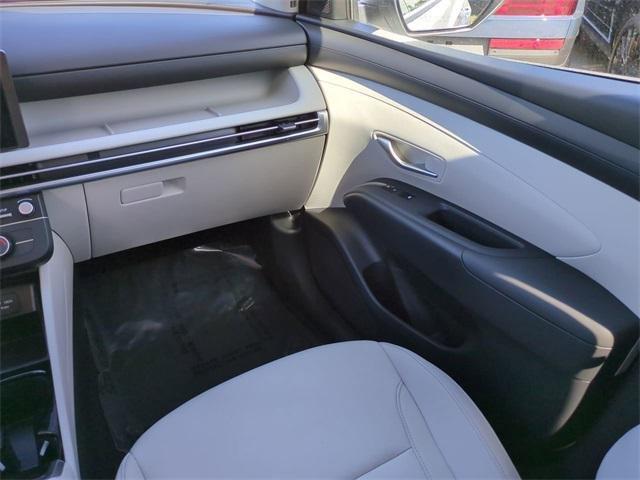 Hyundai Tucson Se Fwd Fwd 4D Sport Utility - Thumbnail 17