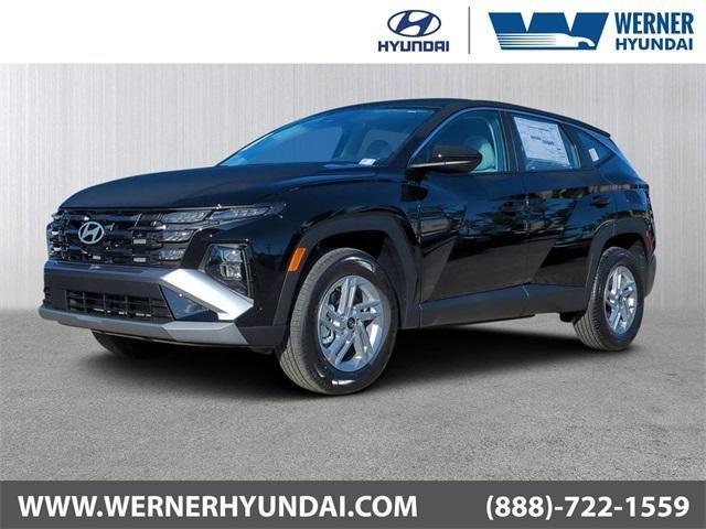 Hyundai Tucson Se Awd Awd 4D Sport Utility - Thumbnail 2