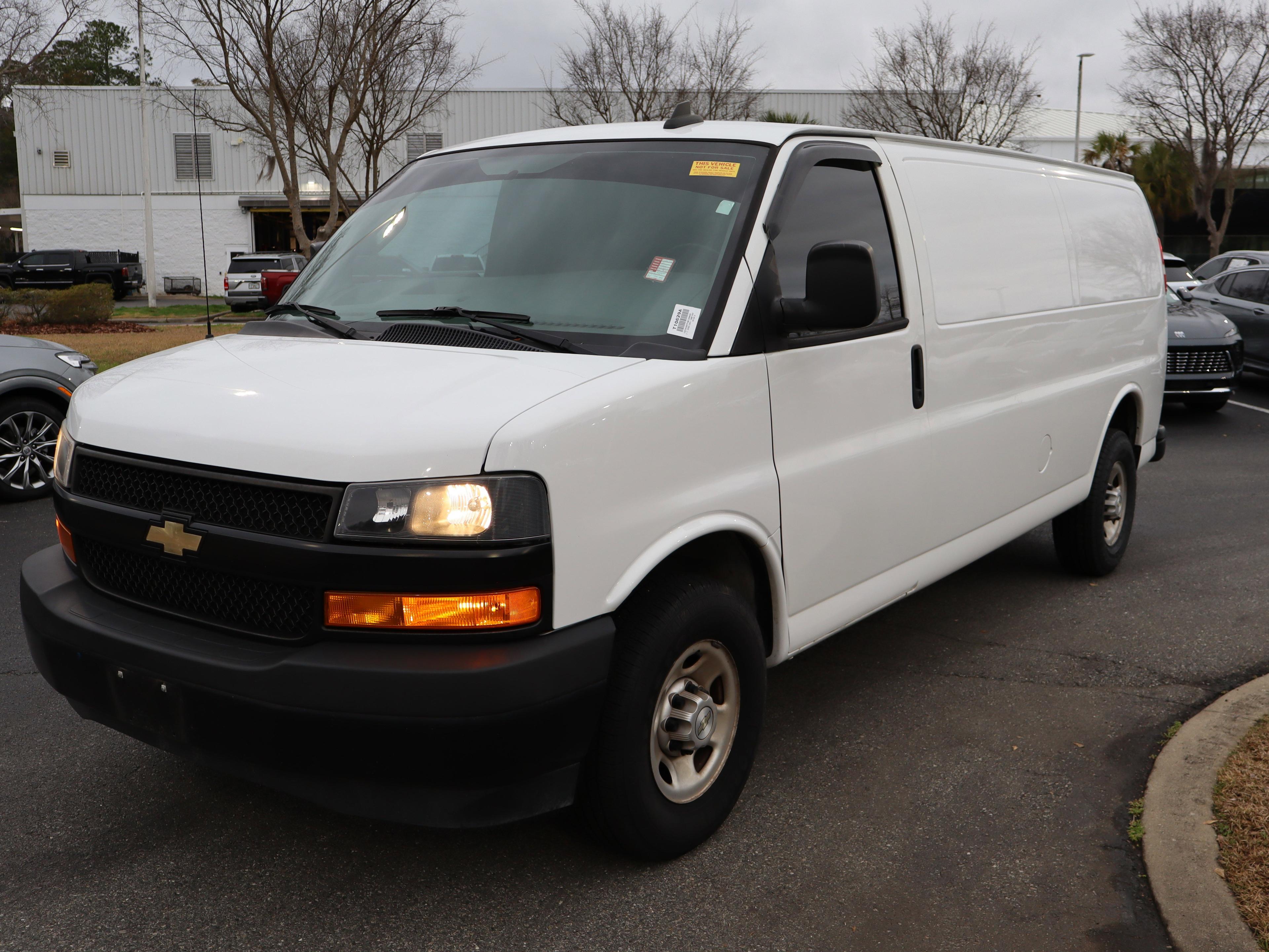 Chevrolet Express Cargo 2500 Wt Rear Wheel Drive Extended Wheelbase - Thumbnail 19