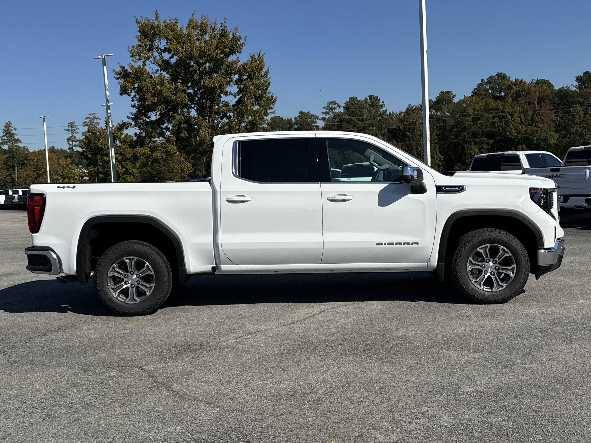 GMC Sierra 1500 Sle Four Wheel Drive Crew Cab - Thumbnail 10