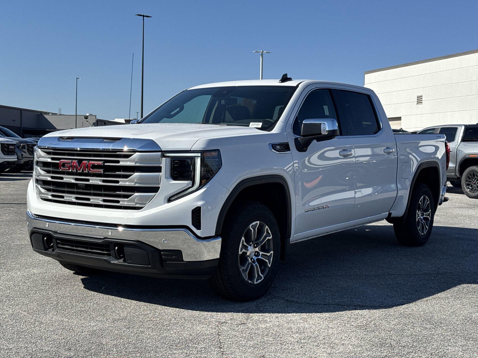 GMC Sierra 1500 Sle Four Wheel Drive Crew Cab - Thumbnail 4