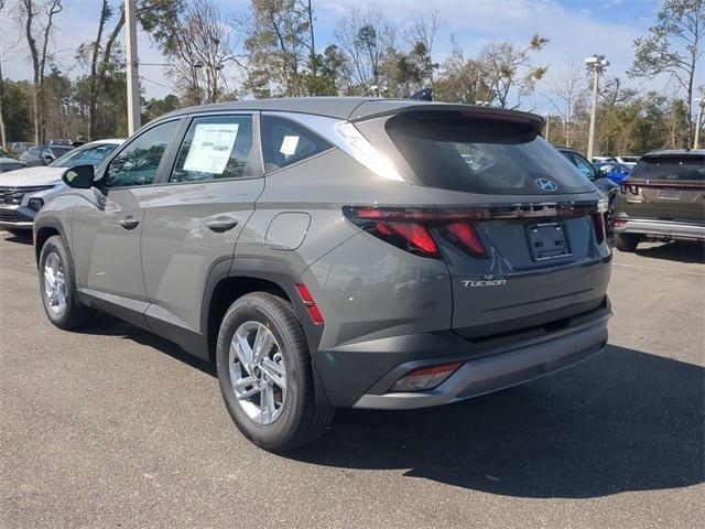 Hyundai Tucson Se Fwd Fwd 4D Sport Utility - Thumbnail 8