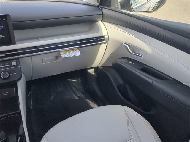 Hyundai Tucson Se Fwd Fwd 4D Sport Utility - Thumbnail 18