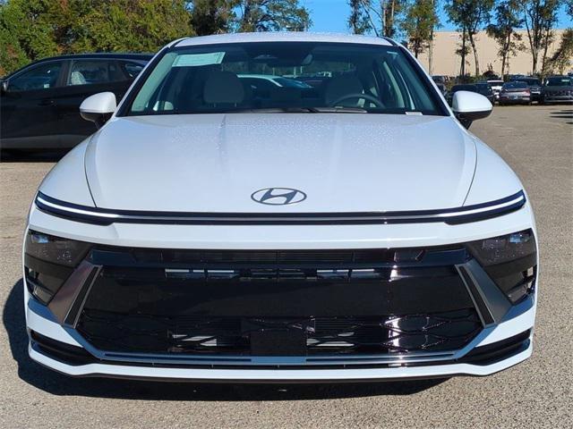 Hyundai Sonata Sel Sport Awd 4D Sedan - Thumbnail 10