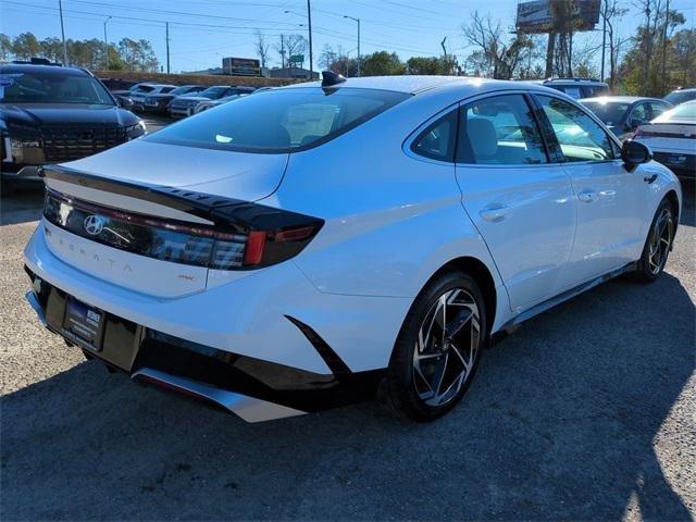 Hyundai Sonata Sel Sport Awd 4D Sedan - Thumbnail 6