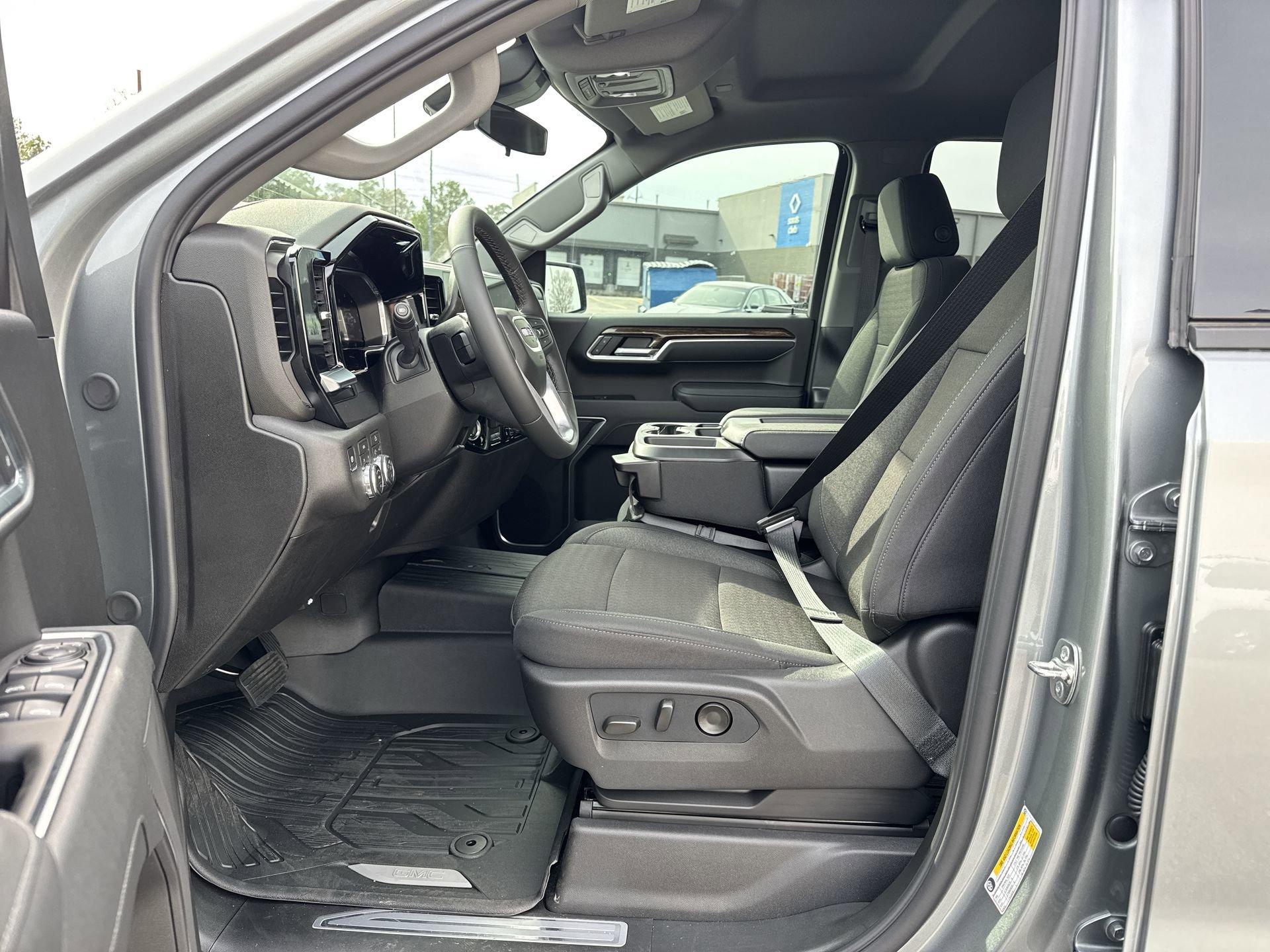 GMC Sierra 1500 Elevation Four Wheel Drive Crew Cab - Thumbnail 15