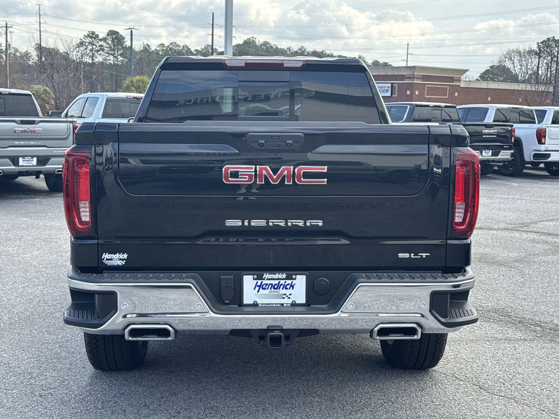 GMC Sierra 1500 Slt Four Wheel Drive Crew Cab - Thumbnail 8