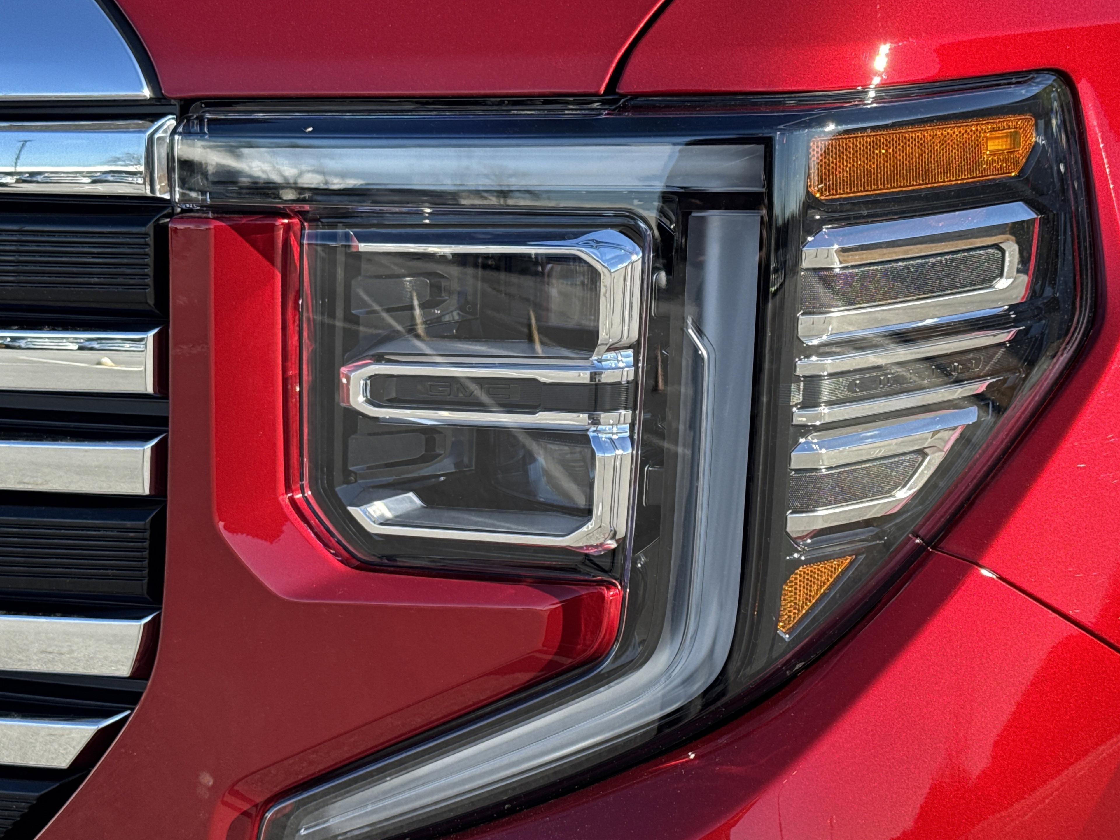 GMC Sierra 1500 Slt Four Wheel Drive Crew Cab - Thumbnail 5