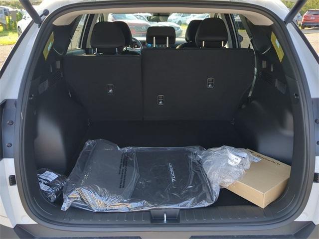 Hyundai Tucson Sel Fwd Fwd 4D Sport Utility - Thumbnail 14