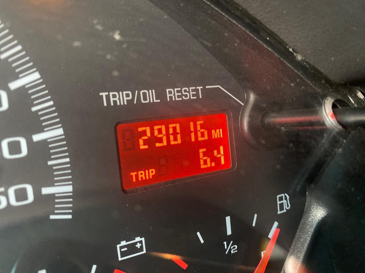 Chevrolet Camaro - Thumbnail 19