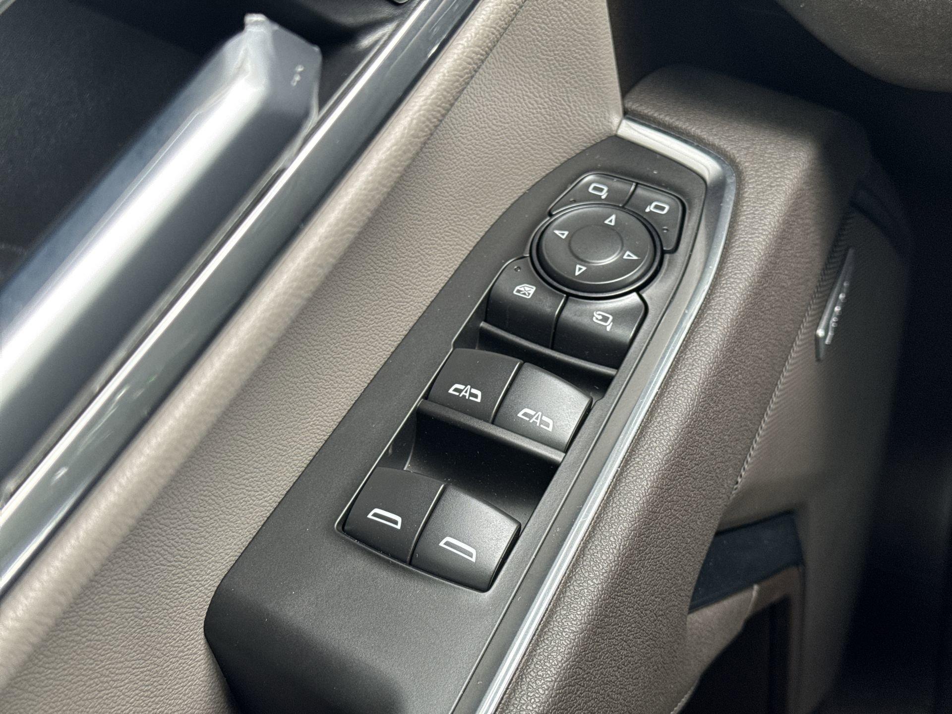 GMC Sierra 1500 Slt Four Wheel Drive Crew Cab - Thumbnail 14