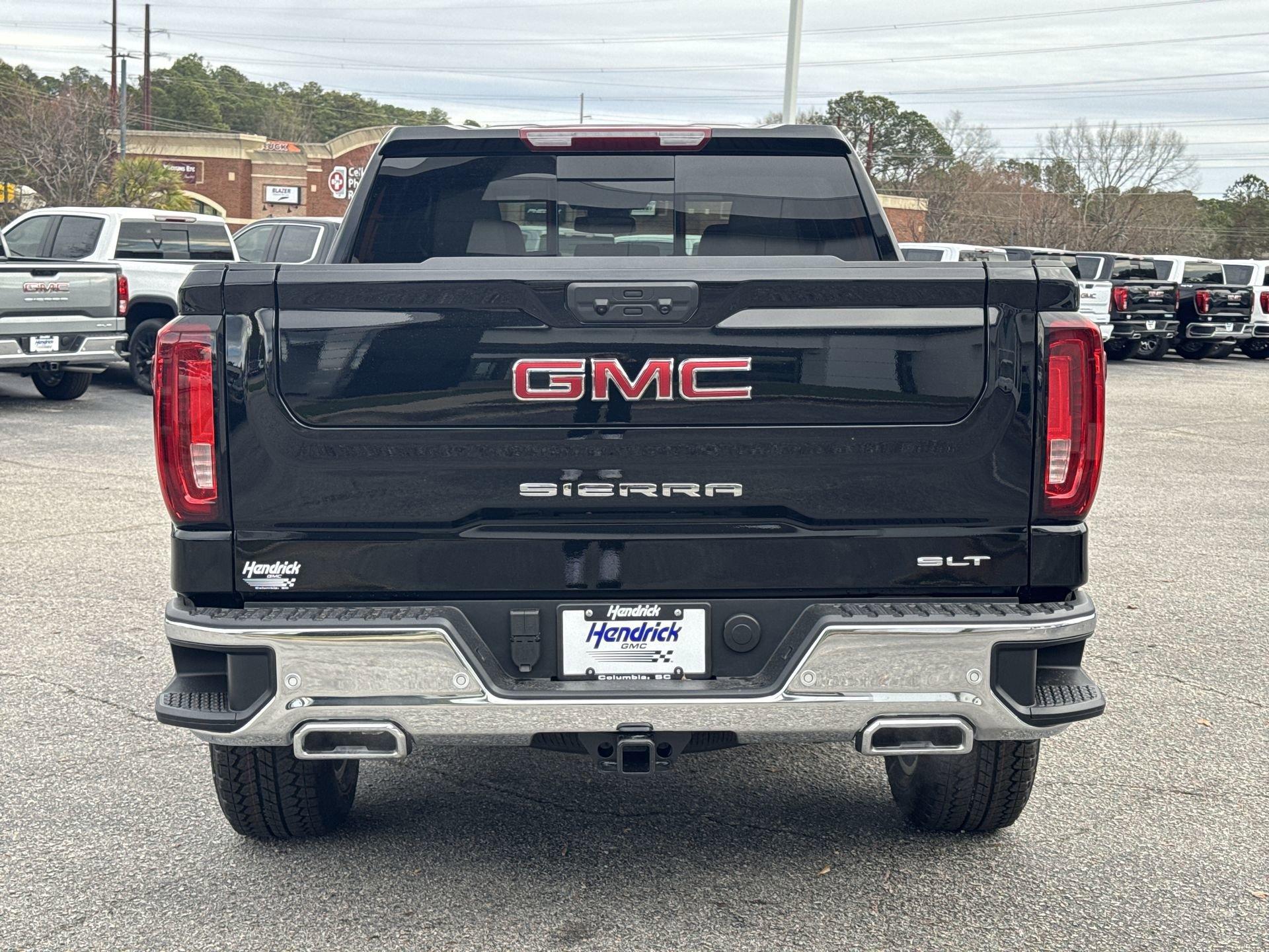 GMC Sierra 1500 Slt Four Wheel Drive Crew Cab - Thumbnail 8