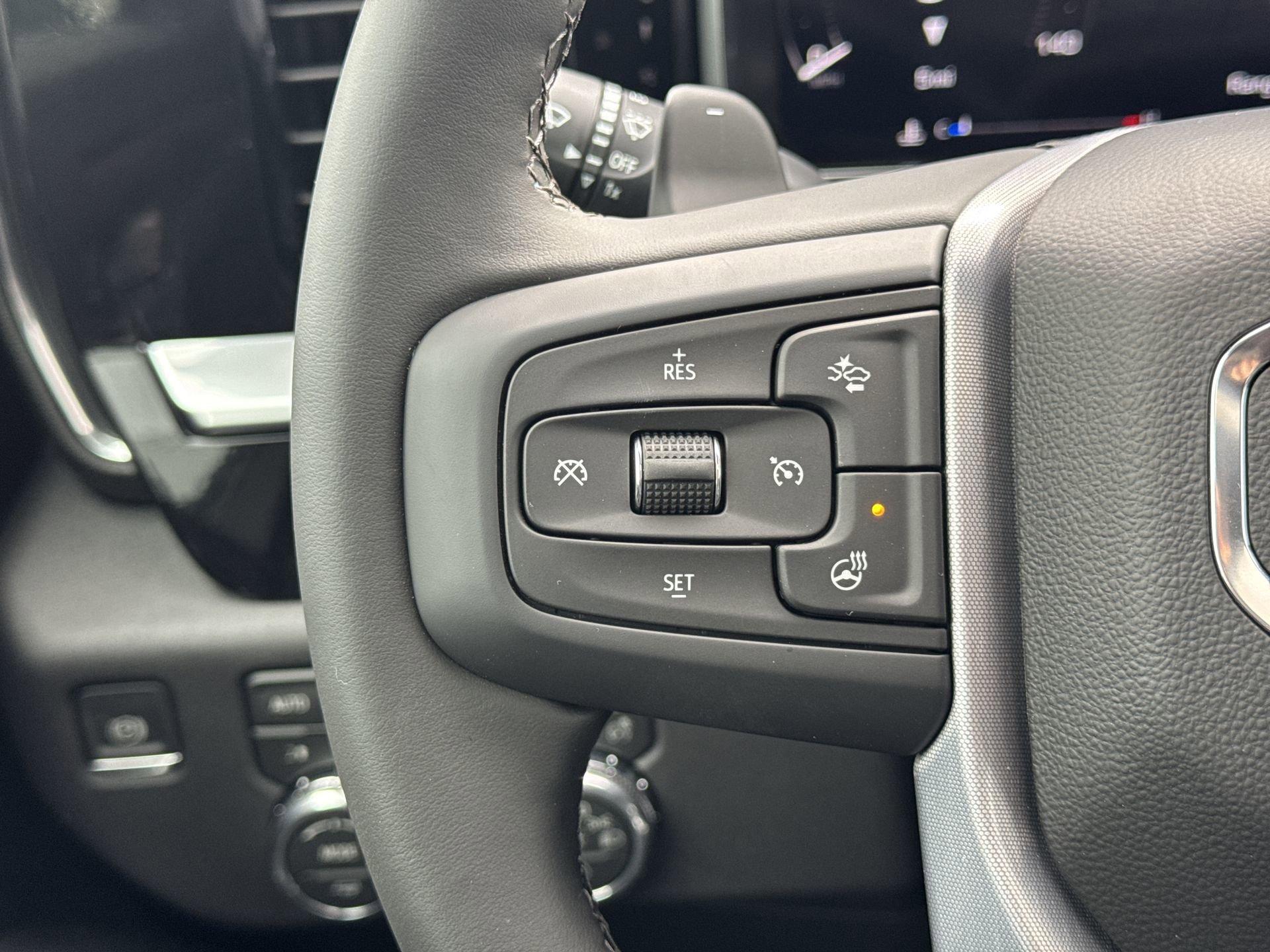 GMC Sierra 1500 Slt Four Wheel Drive Crew Cab - Thumbnail 18