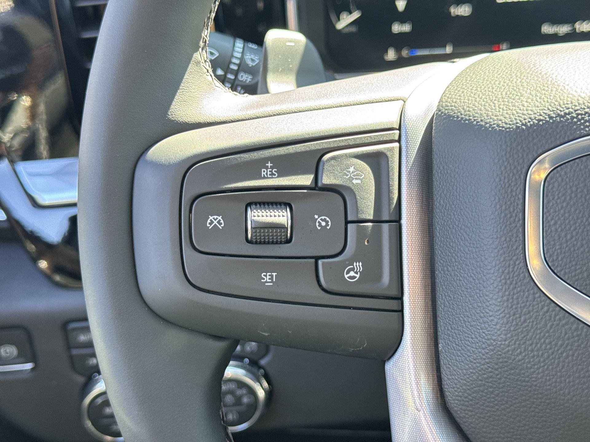 GMC Sierra 1500 Elevation Four Wheel Drive Crew Cab - Thumbnail 18