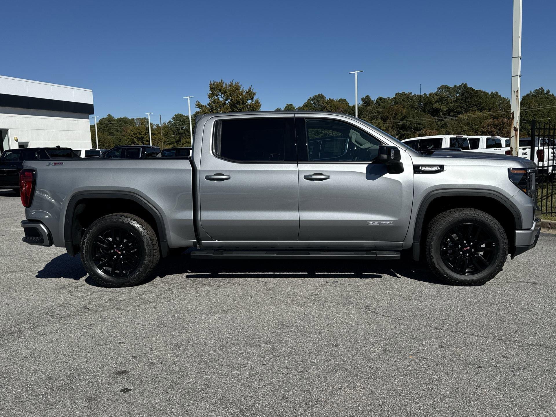 GMC Sierra 1500 Elevation Four Wheel Drive Crew Cab - Thumbnail 10