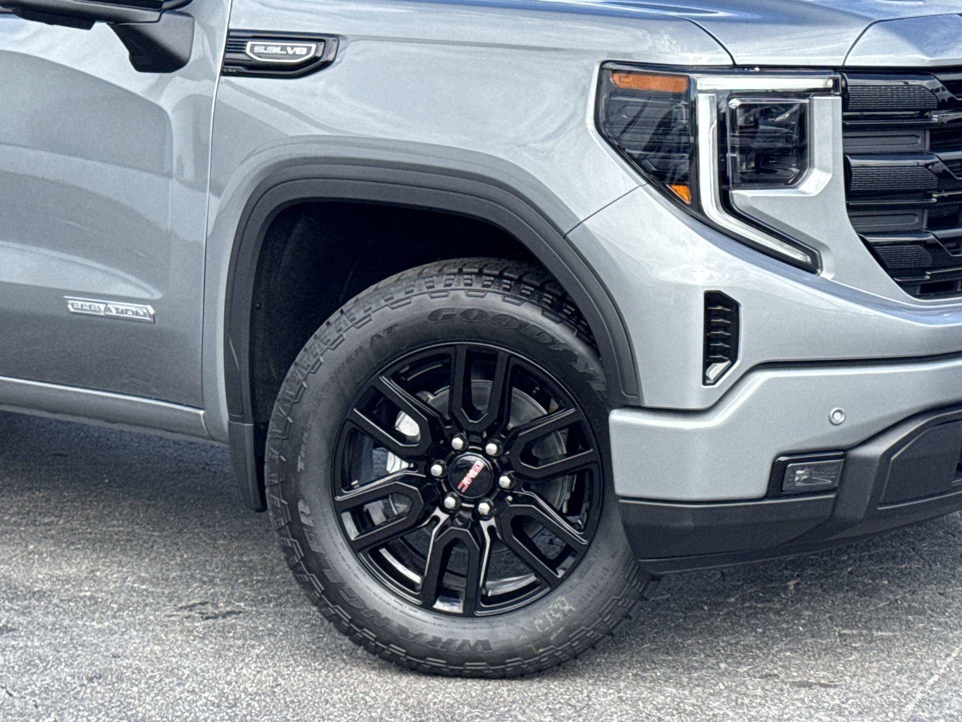 GMC Sierra 1500 Elevation Four Wheel Drive Crew Cab - Thumbnail 12