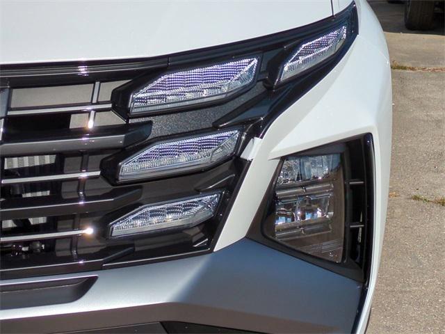 Hyundai Tucson Hybrid Blue Awd 4D Sport Utility - Thumbnail 11