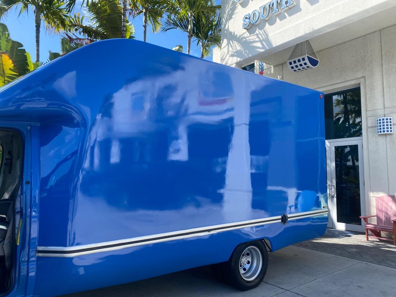 Ford Econoline Commercial Cutaway - Thumbnail 14