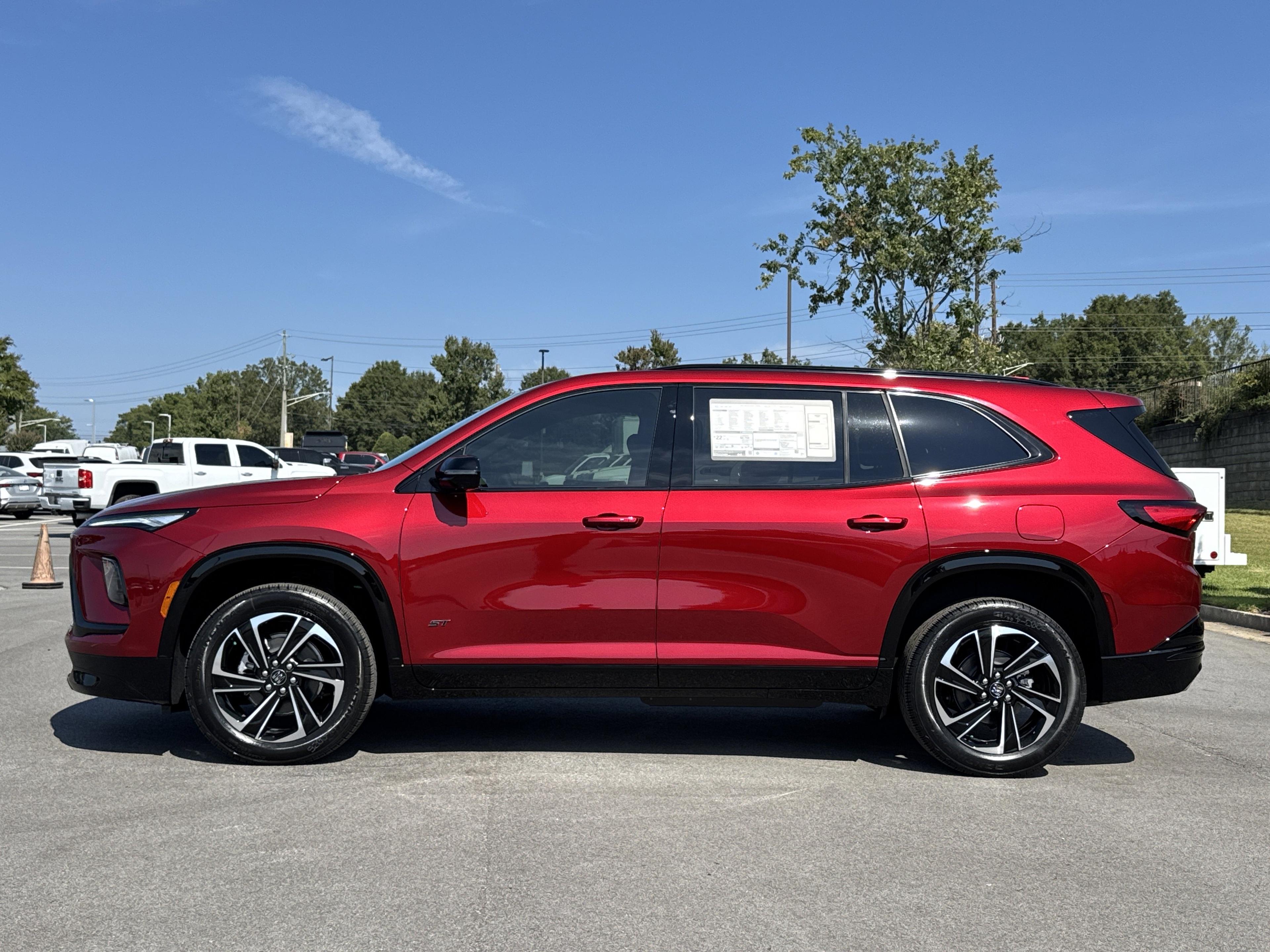 Buick Enclave Sport Touring Front Wheel Drive Suv - Thumbnail 6