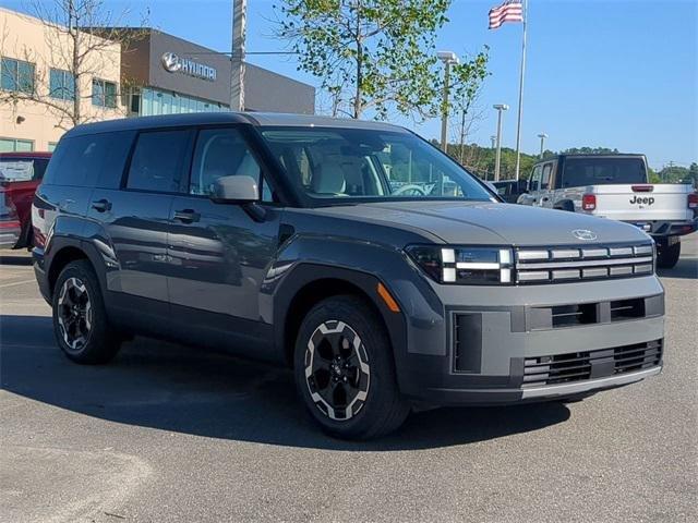 Hyundai Santa Fe Se Fwd Fwd 4D Sport Utility - Thumbnail 4