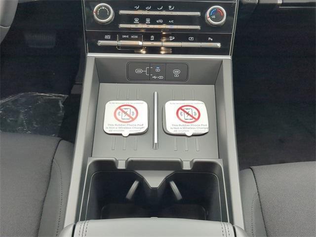 Hyundai Santa Fe Se Fwd Fwd 4D Sport Utility - Thumbnail 20