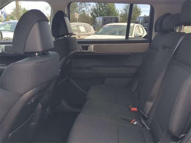 Hyundai Santa Fe Se Fwd Fwd 4D Sport Utility - Thumbnail 14