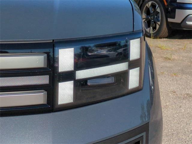 Hyundai Santa Fe Se Fwd Fwd 4D Sport Utility - Thumbnail 11