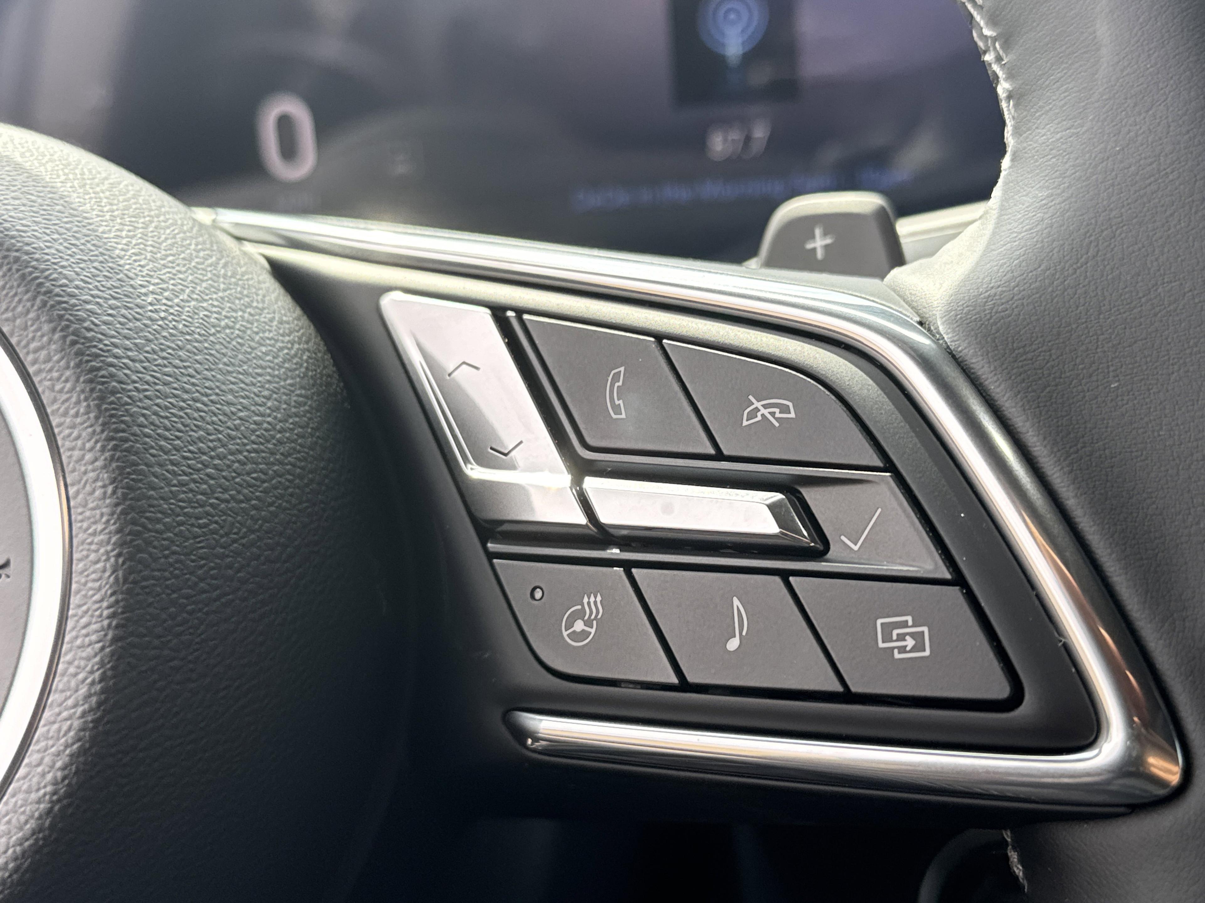 Buick Enclave Sport Touring Front Wheel Drive Suv - Thumbnail 19