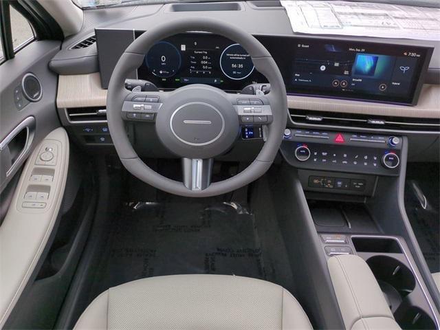 Hyundai Sonata Hybrid Limited Fwd 4D Sedan - Thumbnail 16