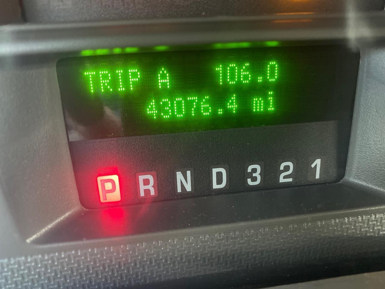 Ford Super Duty F-350 DRW - Thumbnail 19