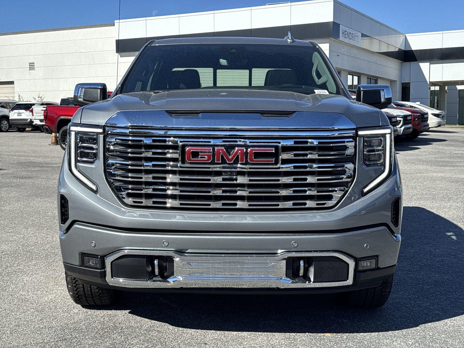 GMC Sierra 1500 Denali Four Wheel Drive Crew Cab - Thumbnail 3