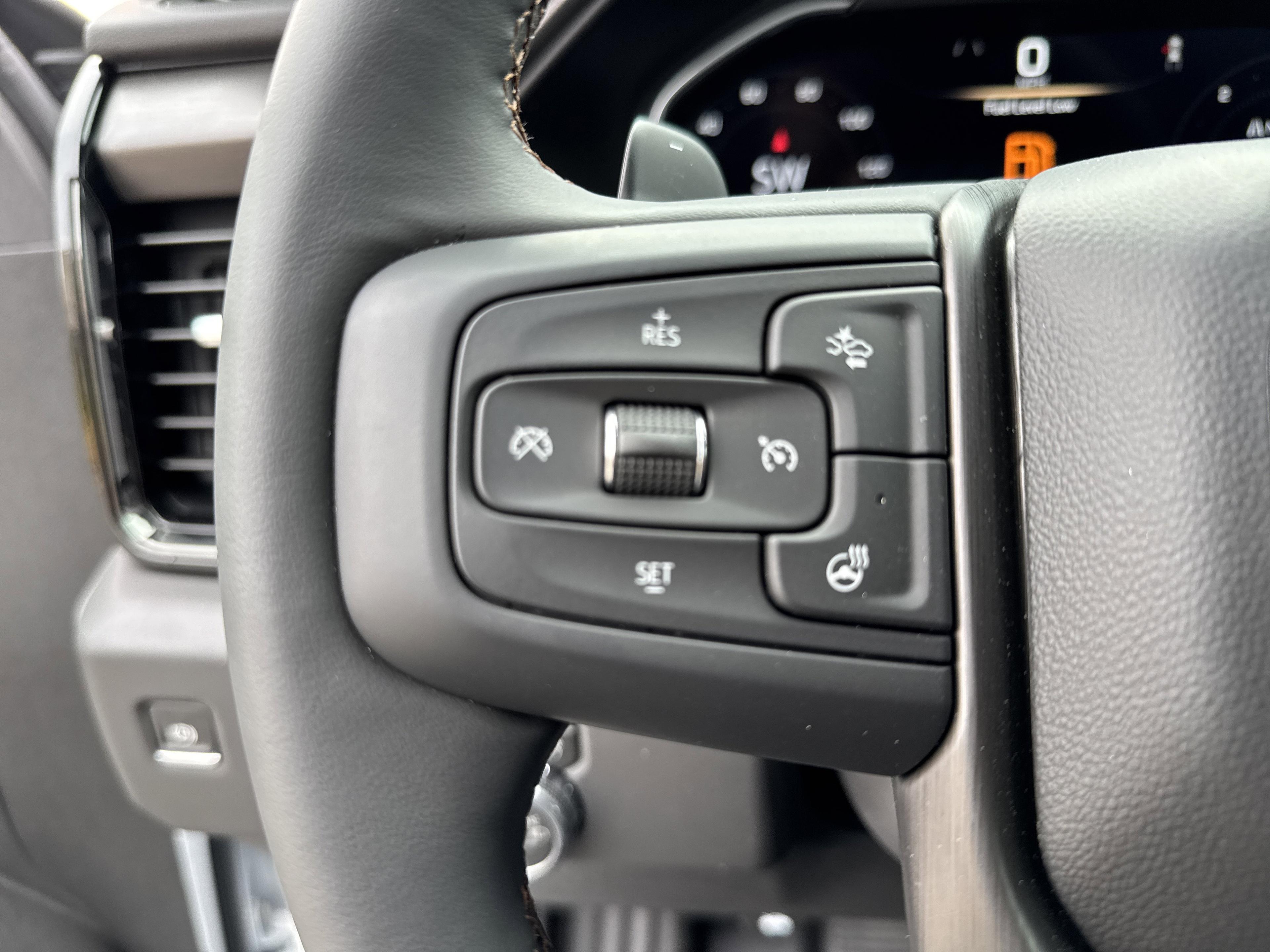 GMC Sierra 1500 At4 Four Wheel Drive Crew Cab - Thumbnail 19