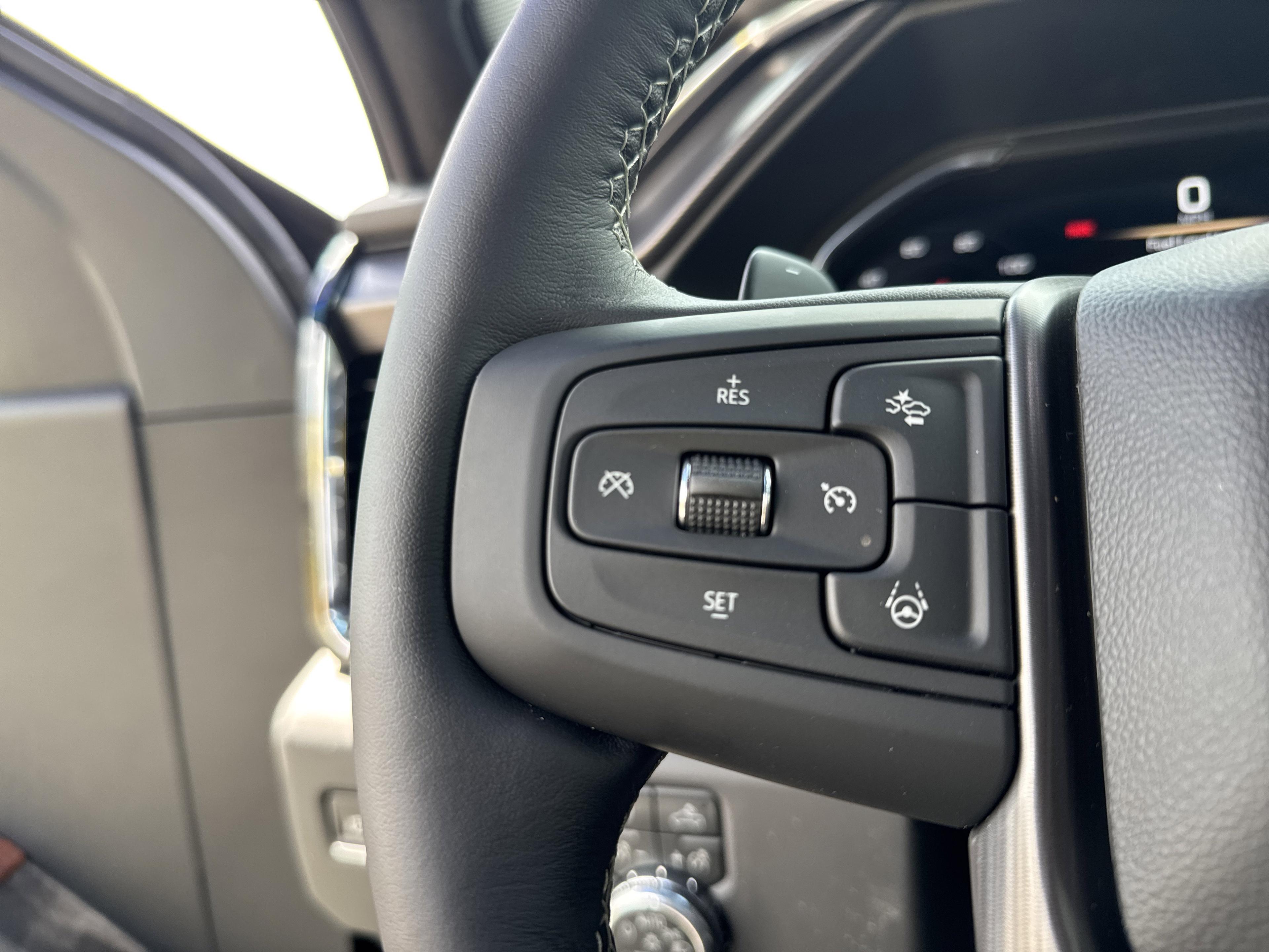 GMC Sierra 1500 Denali Ultimate Four Wheel Drive Crew Cab - Thumbnail 16