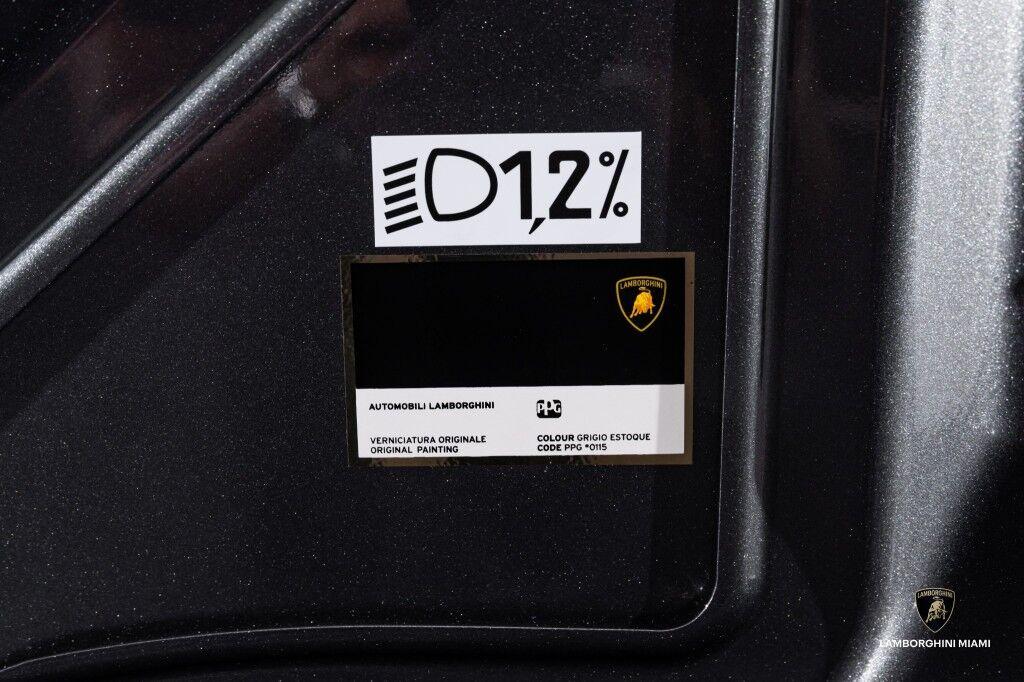 Lamborghini Aventador - Thumbnail 7