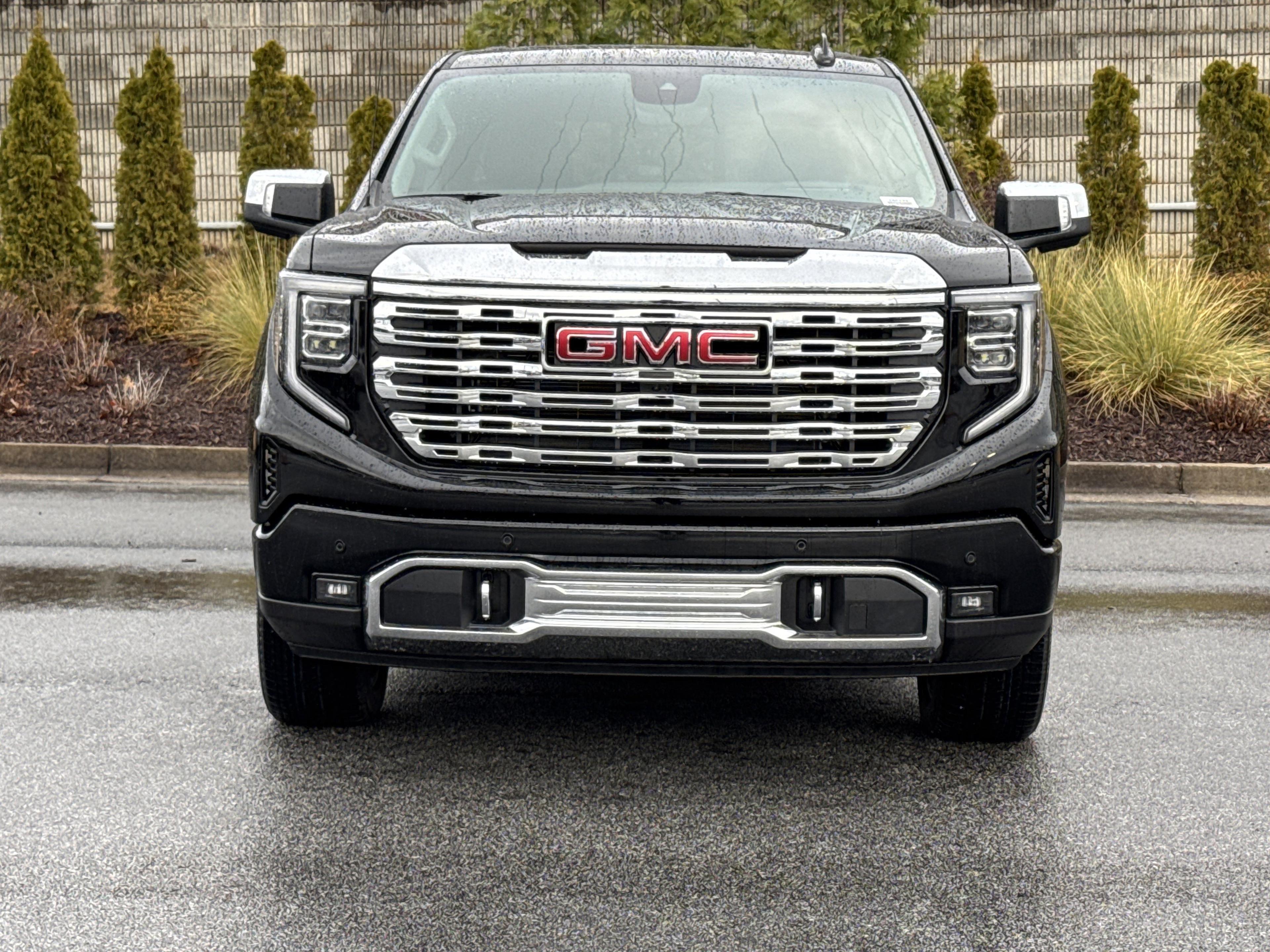 GMC Sierra 1500 Denali Four Wheel Drive Crew Cab - Thumbnail 2