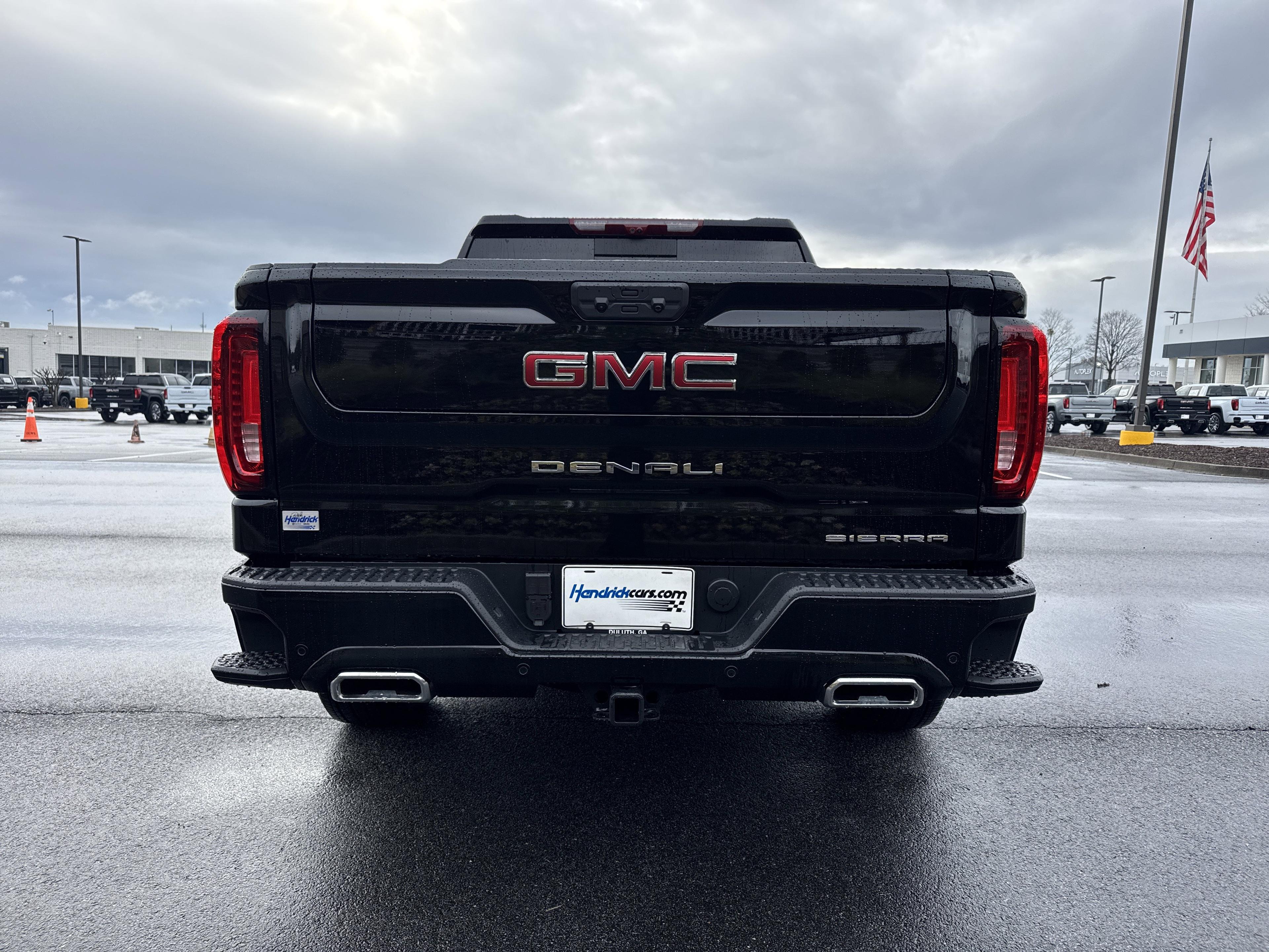 GMC Sierra 1500 Denali Four Wheel Drive Crew Cab - Thumbnail 8