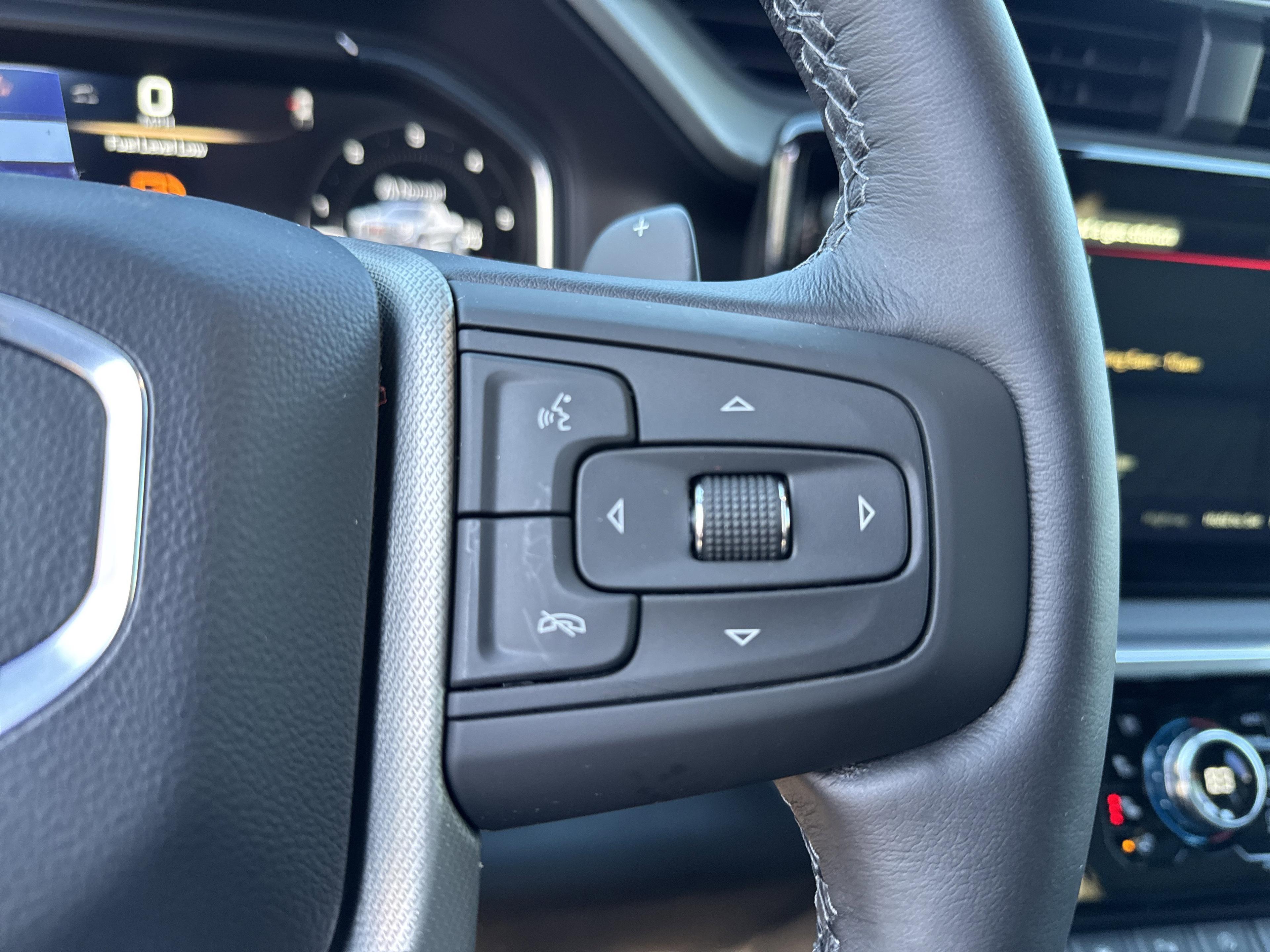 GMC Sierra 1500 Denali Four Wheel Drive Crew Cab - Thumbnail 19