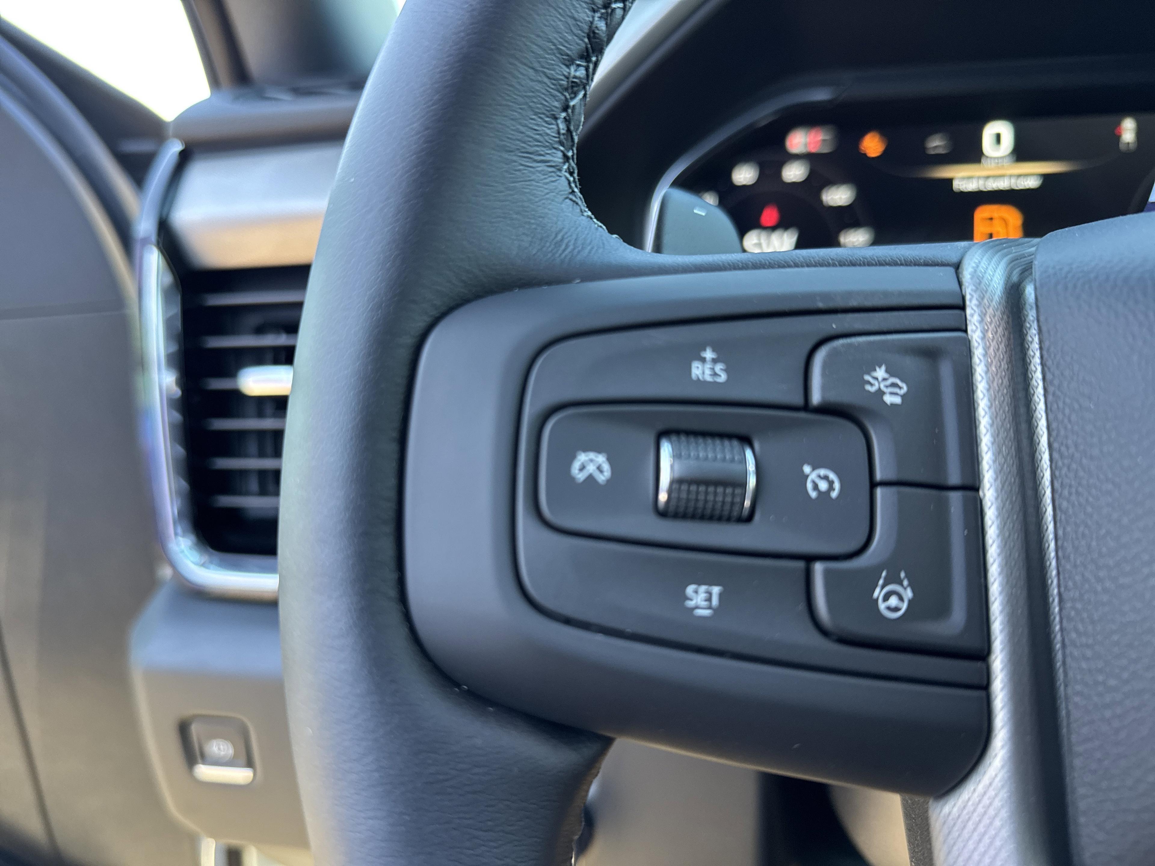 GMC Sierra 1500 Denali Four Wheel Drive Crew Cab - Thumbnail 18