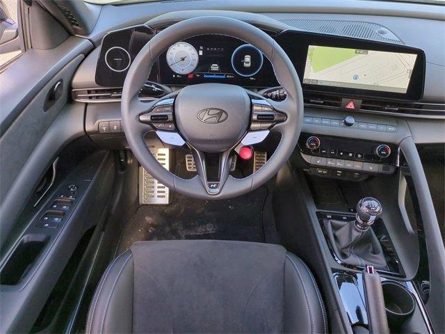 Hyundai Elantra N Base Fwd 4D Sedan - Thumbnail 16