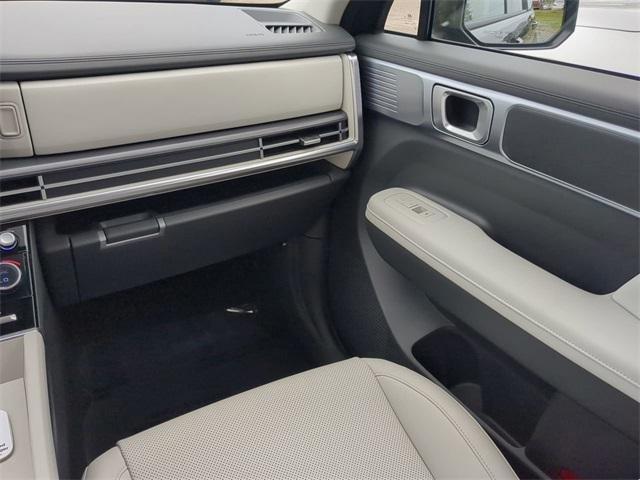 Hyundai Santa Fe Sel Fwd Fwd 4D Sport Utility - Thumbnail 17