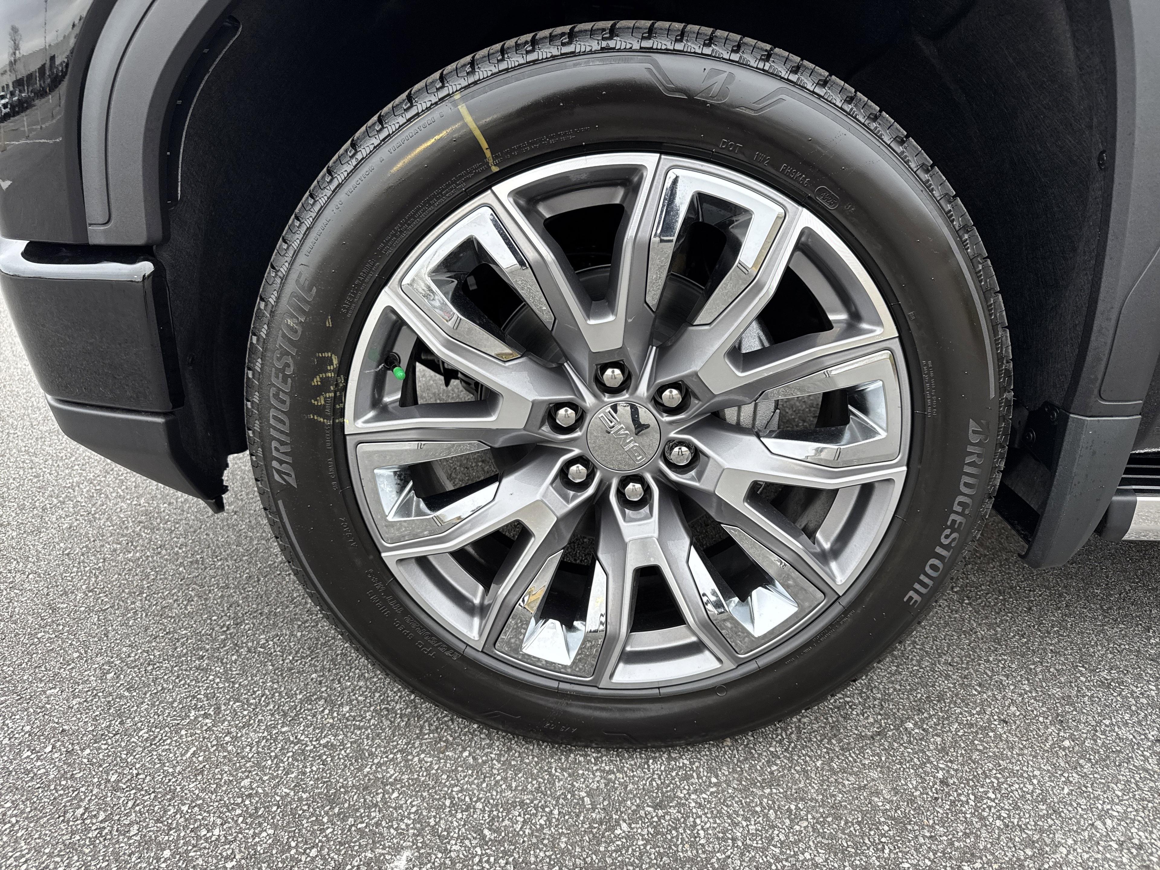 GMC Sierra 1500 Denali Four Wheel Drive Crew Cab - Thumbnail 12