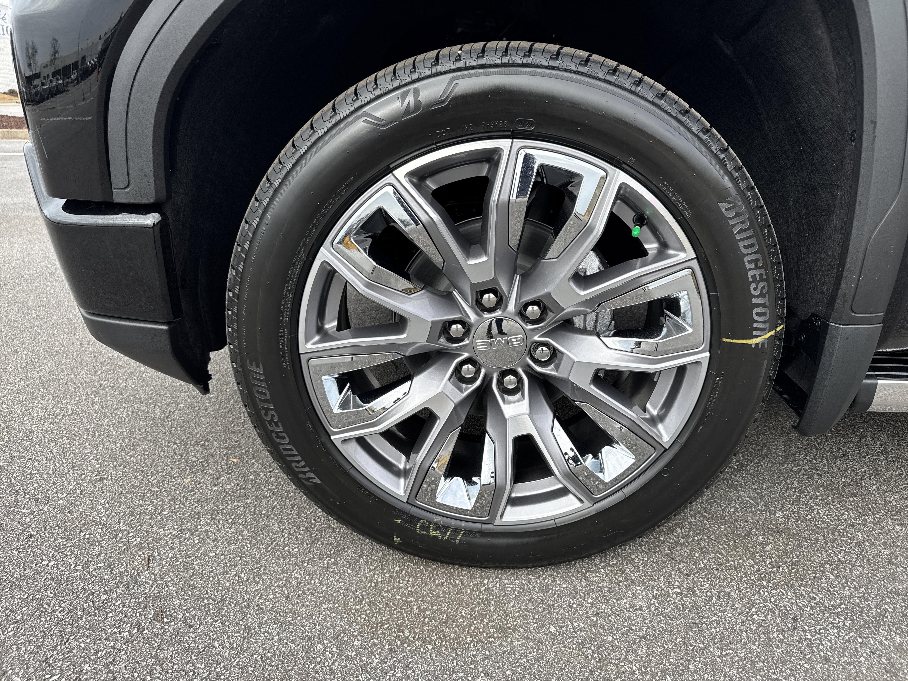 GMC Sierra 1500 Denali Four Wheel Drive Crew Cab - Thumbnail 12