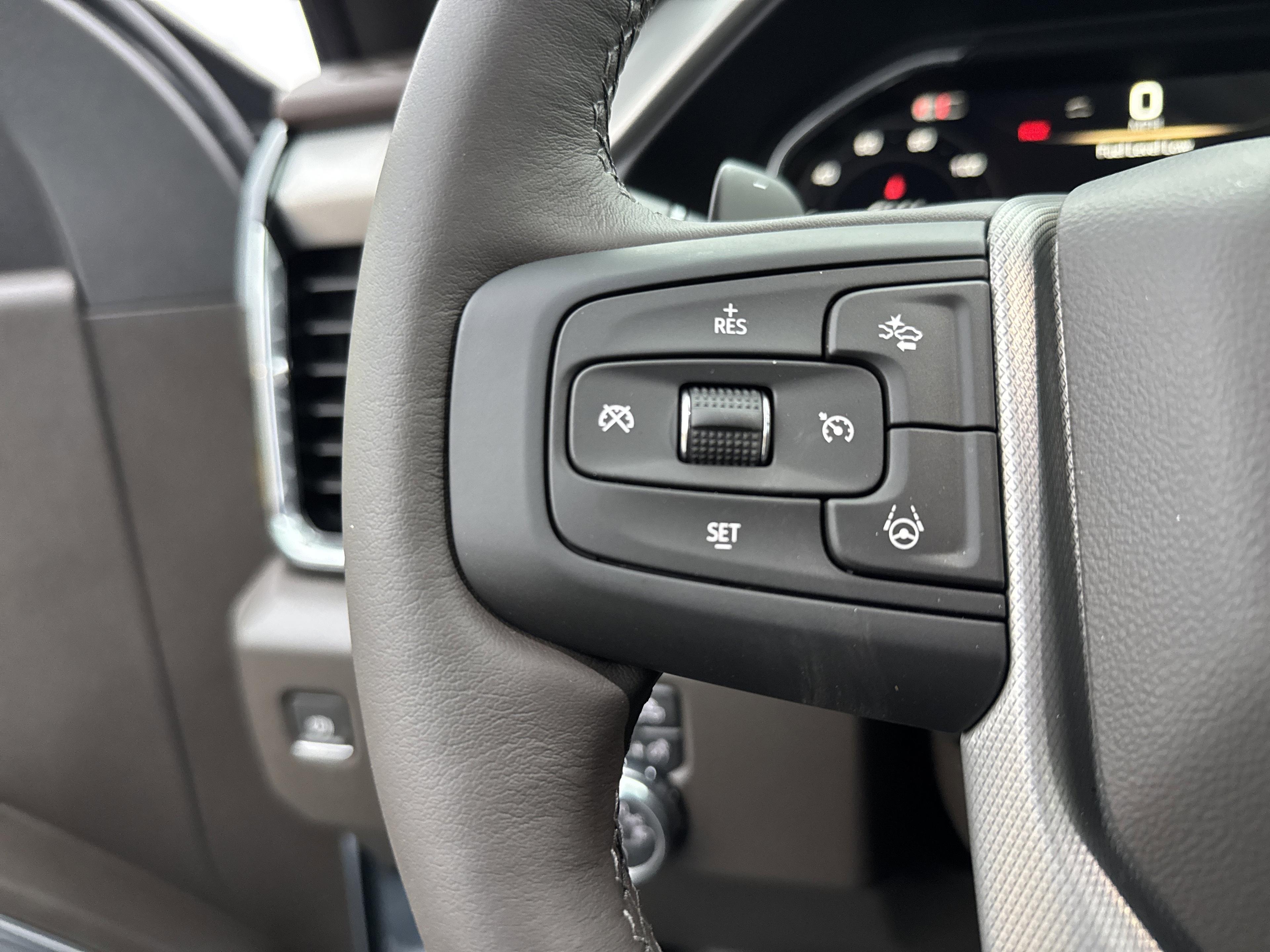 GMC Sierra 1500 Denali Four Wheel Drive Crew Cab - Thumbnail 18