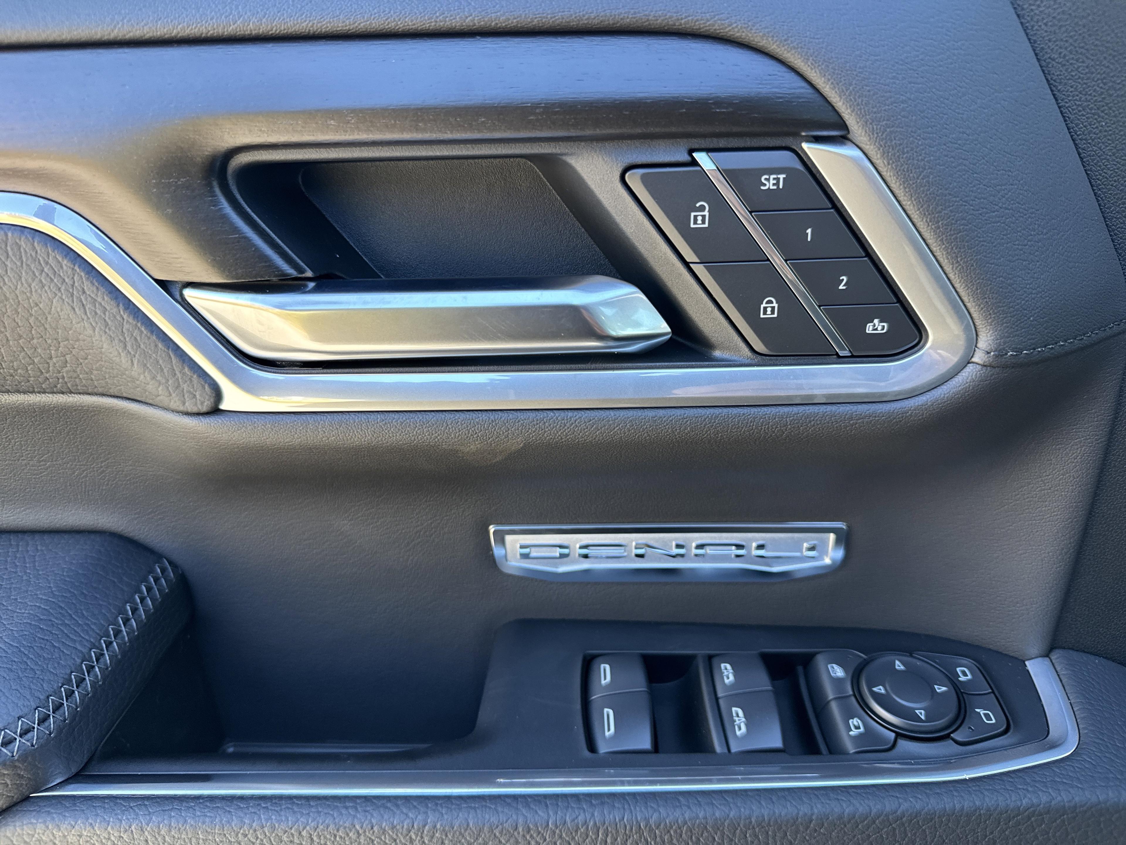 GMC Sierra 1500 Denali Four Wheel Drive Crew Cab - Thumbnail 14