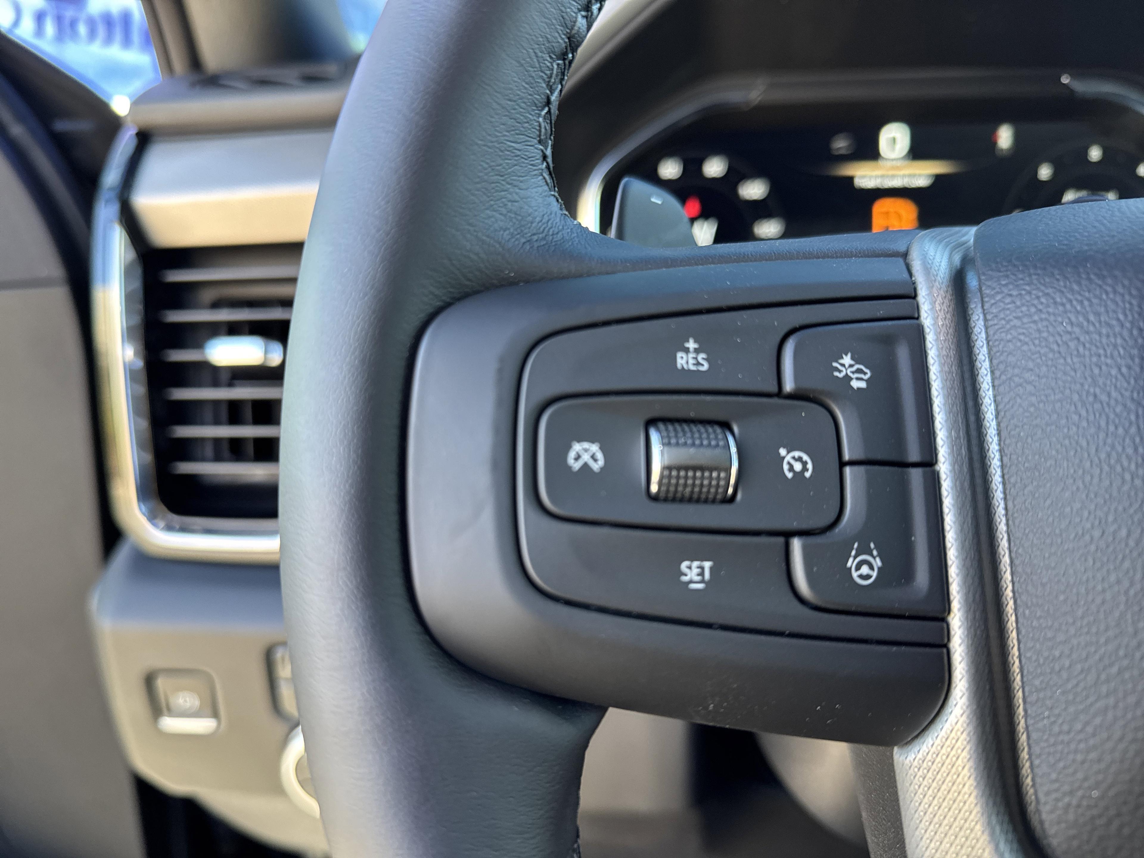 GMC Sierra 1500 Denali Four Wheel Drive Crew Cab - Thumbnail 18