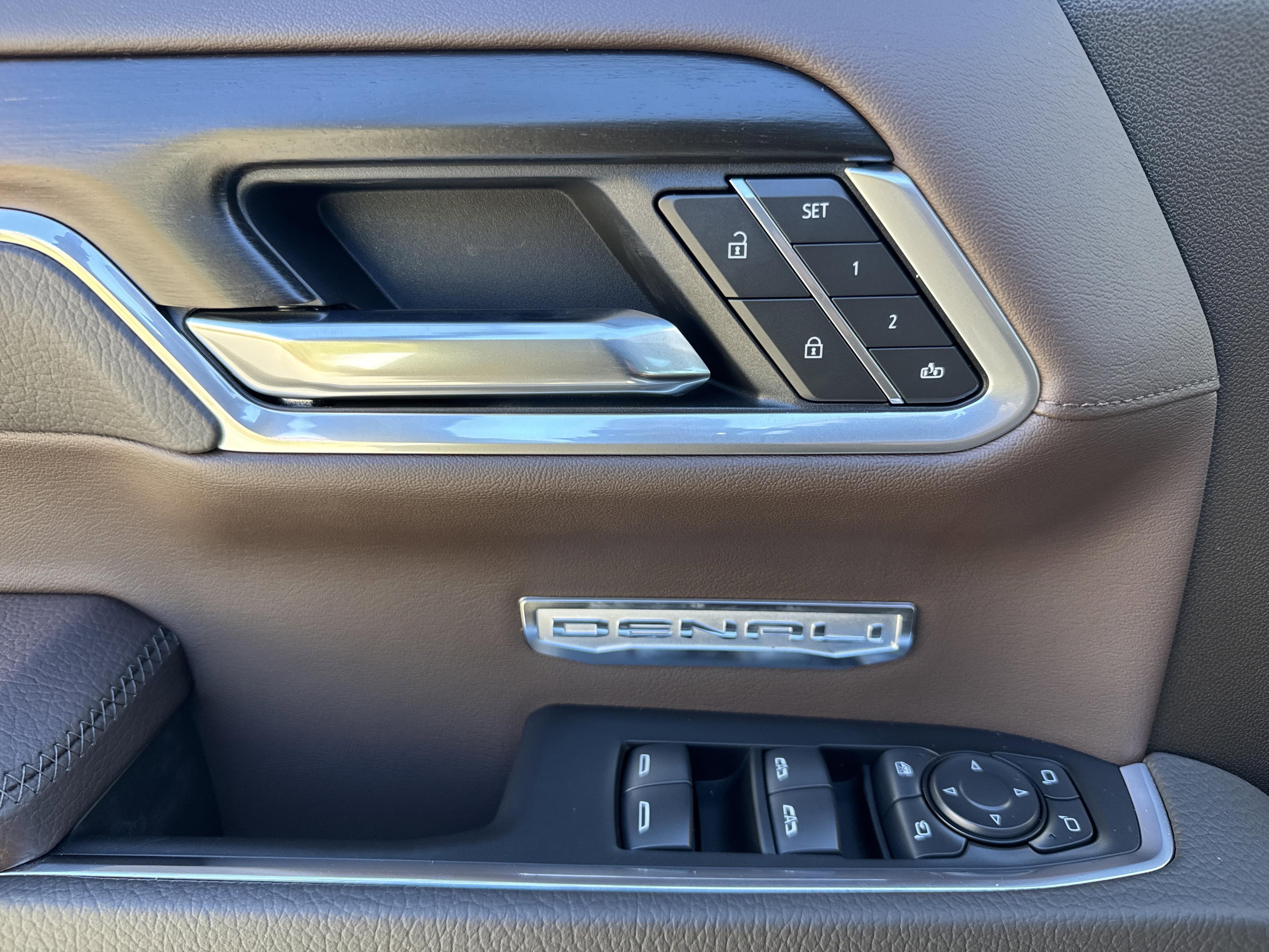 GMC Sierra 1500 Denali Four Wheel Drive Crew Cab - Thumbnail 14