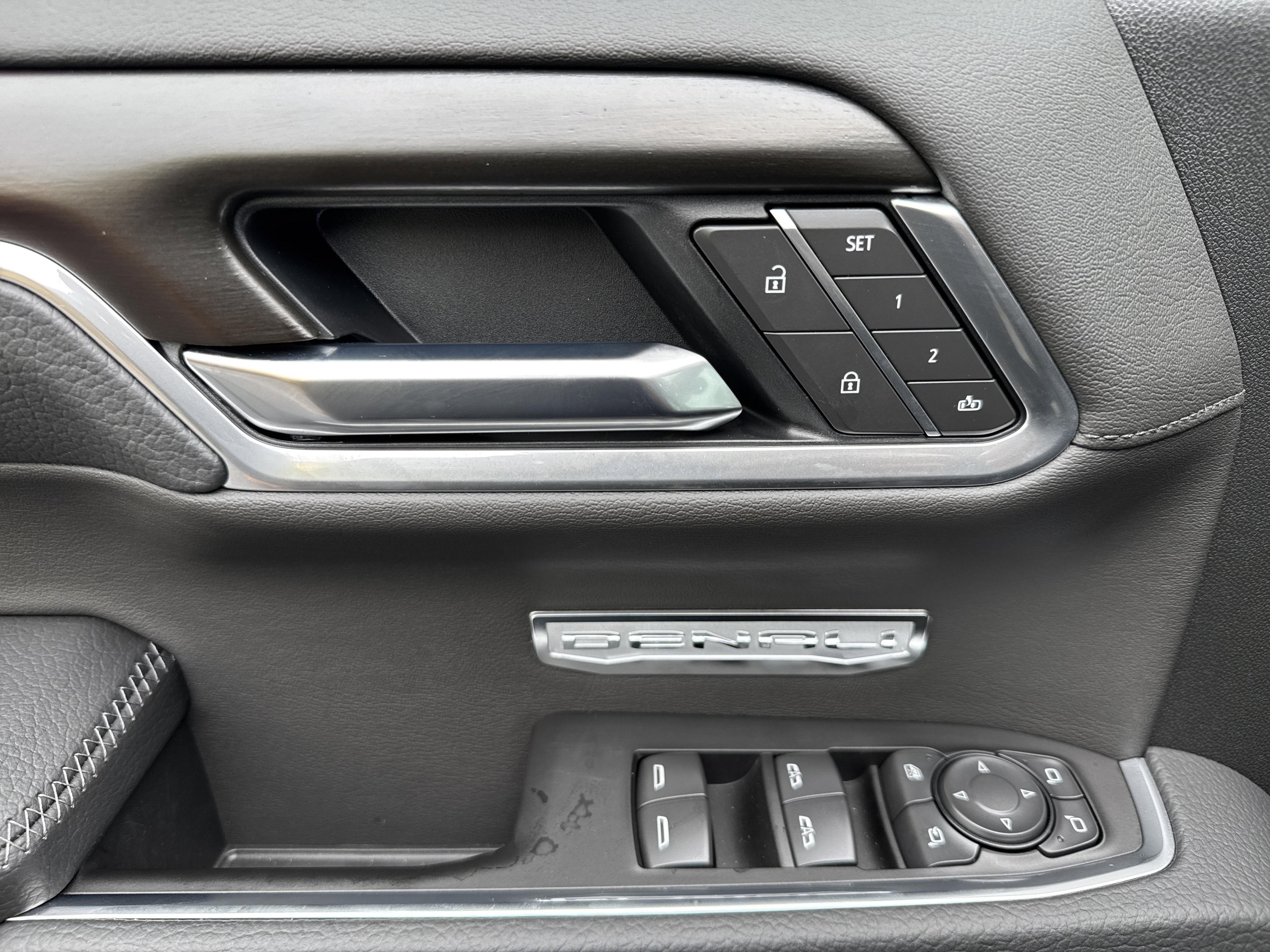 GMC Sierra 1500 Denali Four Wheel Drive Crew Cab - Thumbnail 14